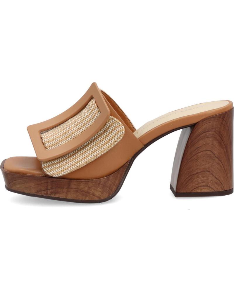 Sandalias de Mujer NOA HARMON ZUECOS CON ADORNO Y PLATAFORMA CUERO