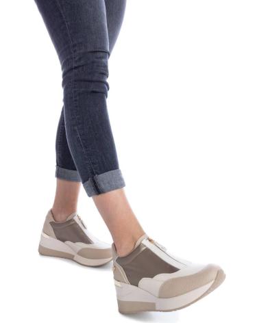 Sportschuhe für Damen XTI DEPORTIVO 141874  DE BEIGE