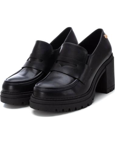 Mocasines de Mujer XTI MOCASIN 141682  DE NEGRO