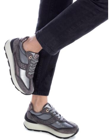 Sapatilhas de Mulher CARMELA 161166 GRIS