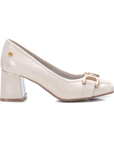 XTI 142147 BEIGE BLOCK HEEL PUMPS WITH GOLD BUCKLE BEIGE