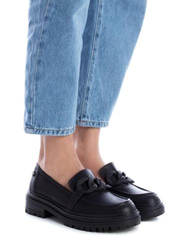 Halbschuhe für Damen XTI 142205 NEGRO
