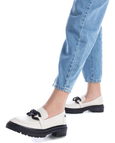 Halbschuhe für Damen XTI 142205 CADENA NEGRA HIELO