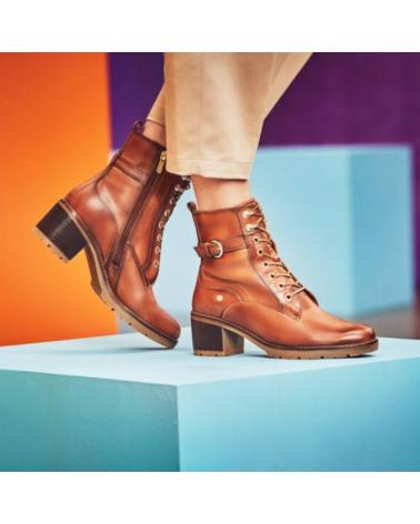 Botins de Mulher PIKOLINOS BOTINES LLANES W7H-8510 BRANDY