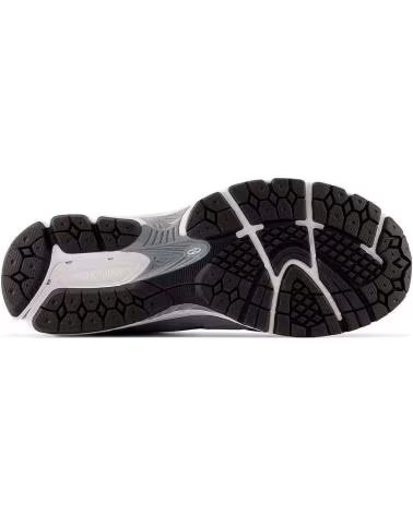 Sportivo per Uomo NEW BALANCE M2002 RST VARIOS COLORES