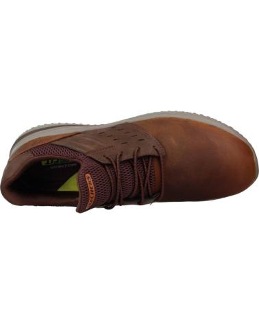 Scarpe sport per Uomo SKECHERS SNEAKERS 210308 CUERO MARRóN