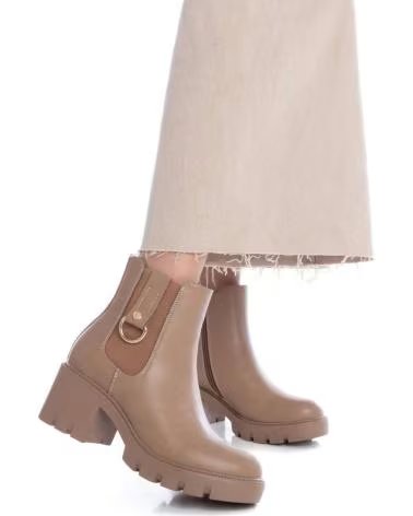 Botins de Mulher XTI BOTINS CHELSEA COM FIVELA E PLATAFORMA 141537 TAUPE