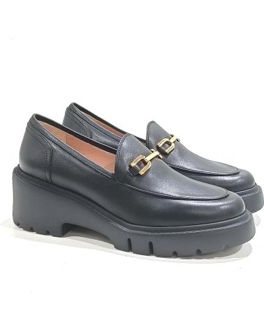 Zapatos de Mujer UNISA ZAPATO MOCASIN DE PIEL CON ESTRIBO DORADO CON TACON Y PLAT NEGRO