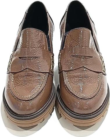 Zapatos de Mujer VIGUERA ZAPATO MOCASIN DE CHAROL CON TACON Y PLATAFORMA PARDO