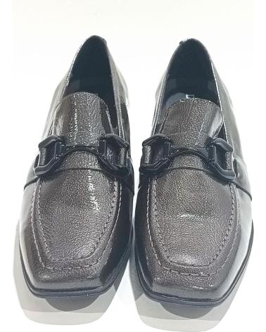 Scarpe per Donna DCHICAS ZAPATO MOCASIN DE CHAROL CON ESTRIBO Y SUELA DE GOMA GRAFITO