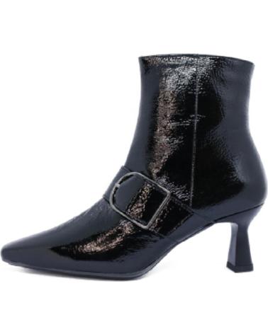 Stivaletti per Donna DESIREÉ DESIREE - BOTIN MUJER CHAROL CON HEBILLA LATERAL NEGRO