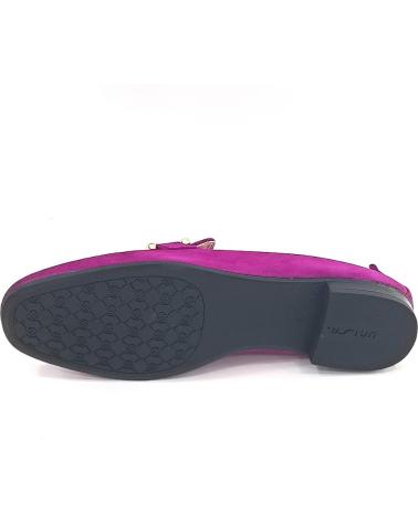Zapatos de Mujer unisa ZAPATO MOCASIN DE ANTE CON SUELA DE GOMA MAGENTA