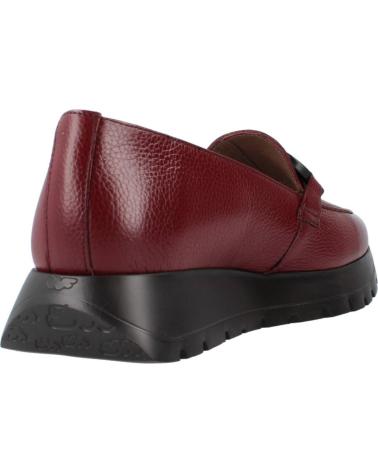Mocasines de Mujer WONDERS ZAPATO MOCASIN DE PIEL CON SUELA DE GOMA VINO