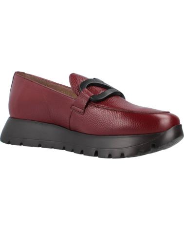 Mocasines de Mujer WONDERS ZAPATO MOCASIN DE PIEL CON SUELA DE GOMA VINO