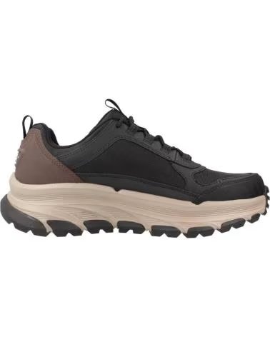 Scarpe sport per Uomo SKECHERS ZAPATILLAS DLUX TREKKER PARA HOMBRE EN COLOR VERDE VERDE