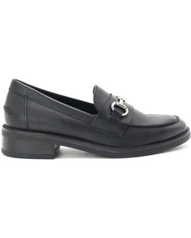 Mocasines de Mujer CLARA DURAN MOCASIN APLIQUE METALICO VILMA NEGRO