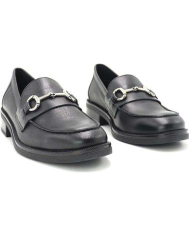 Mocasines de Mujer CLARA DURAN MOCASIN APLIQUE METALICO VILMA NEGRO