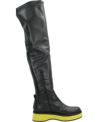 Botas-De-Mujer-PALOMA-BARCELO-ESME-STRECH-VEGAN-LEATHER-NEGRO