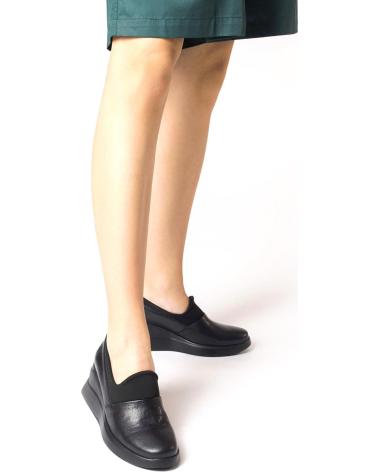 Zapatos de cuña de Mujer WONDERS ZAPATO CASUAL DE PIEL CON PLANTILLAS EXTRAIBLES Y SUELA DE NEGRO