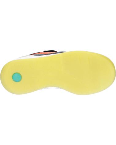 Esportes--De-Niña-KICKERS-928541-30-KOUIC-102-MARINE-GRIS-ORA