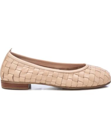 CARMELA ZAPATOS CONFORT MUJER MODELO 152421 COLOR BEIS BEIGE