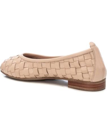 CARMELA ZAPATOS CONFORT MUJER MODELO 152421 COLOR BEIS BEIGE