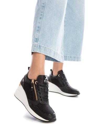 Sportschuhe für Damen XTI 142280 NEGRO
