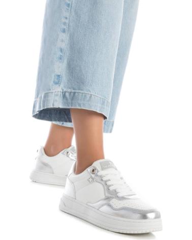 Sportschuhe für Damen XTI 142471 PLATA