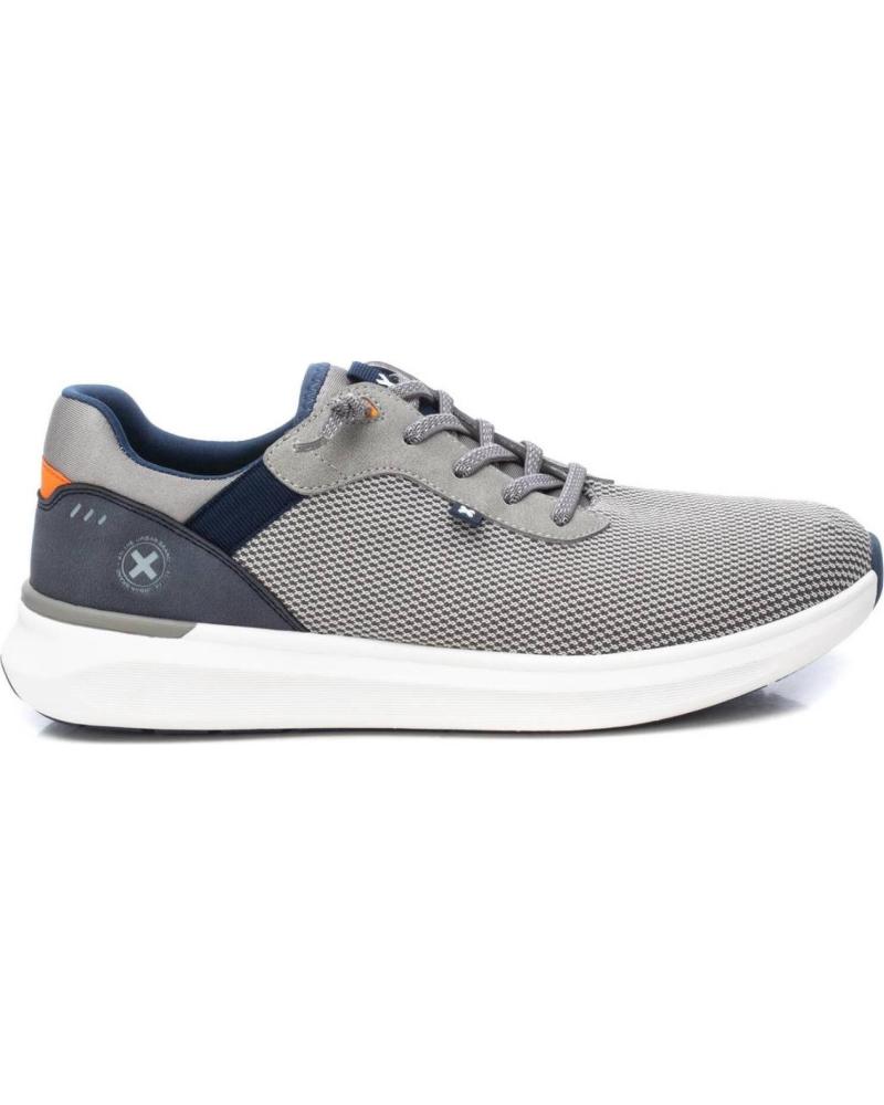 Sapatilhas de Homem XTI 142304 GRIS
