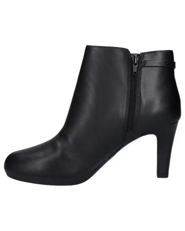 Botins de Mulher CLARKS 26144417 ADRIEL MAE BLACK
