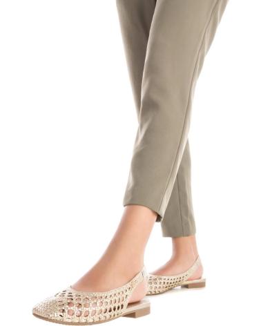 Woman Sandals XTI 142620 ORO