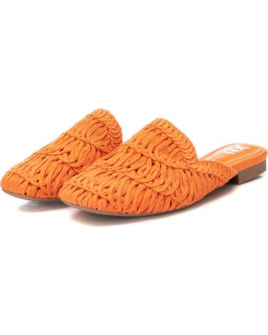 Zuecos de Mujer XTI 142890 NARANJA