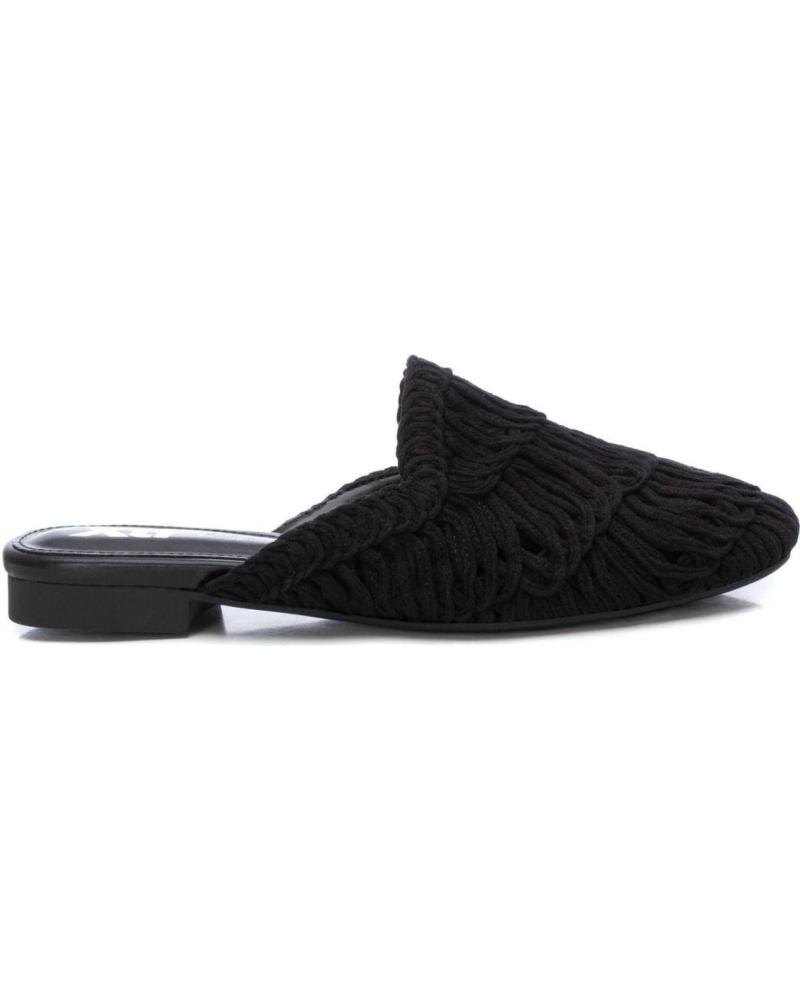Zuecos de Mujer XTI 142890 NEGRO