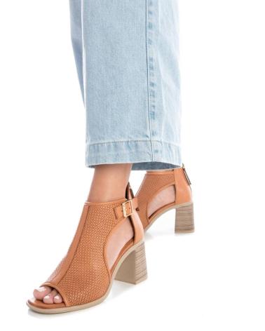 Sandalias-De-Mujer-CARMELA-161598-CAMEL