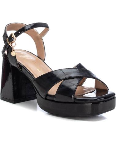 Sandales pour Femme XTI SANDALIAS PLATAFORMA NEGRAS CHAROL 04 CHAROL NEGRO