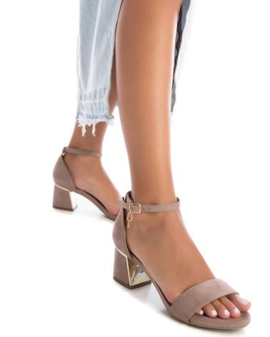 Sandalen für Damen XTI 142836 TAUPE