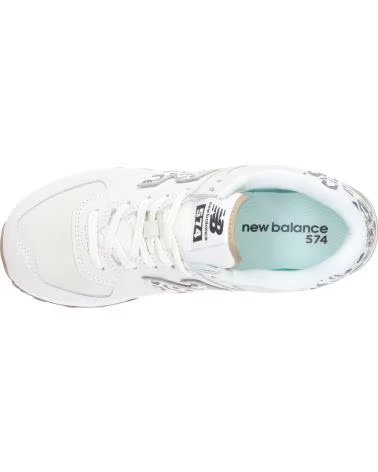 NEW BALANCE ZAPATILLAS 574 PARA MUJER EN COLOR BLANCO
