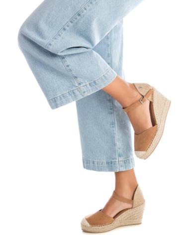 Schuhe für Damen xti 142382 CAMEL