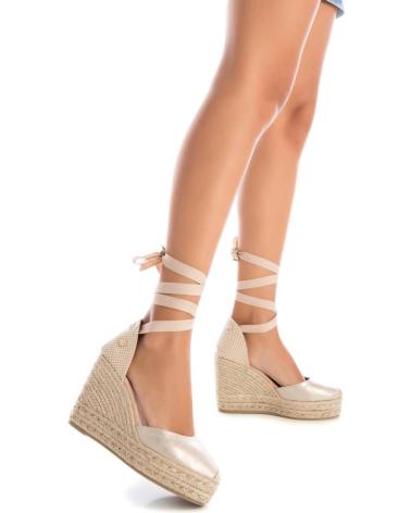 Schuhe für Damen xti CUNAS 142873 MUJER ORO DORADO