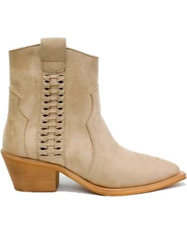 Boots-De-Mujer-CORINA-BOTIN-CAMPERO-PARA-MUJER-M4015-COLOR-ARENA