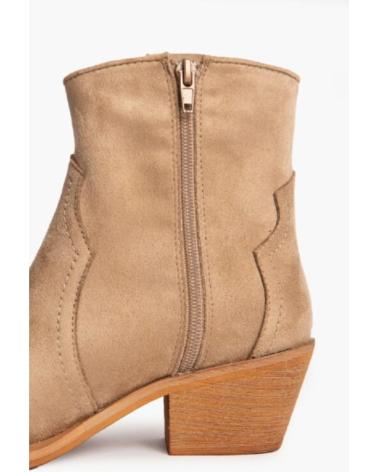Botas-De-Mujer-CORINA-BOTIN-CAMPERO-PARA-MUJER-M4015-COLOR-ARENA