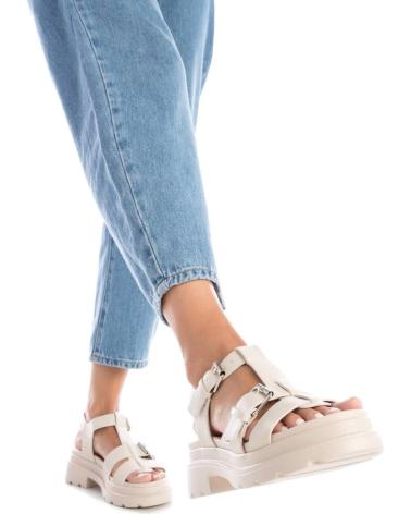 Sandalias-De-Mujer-XTI-142314-HIELO