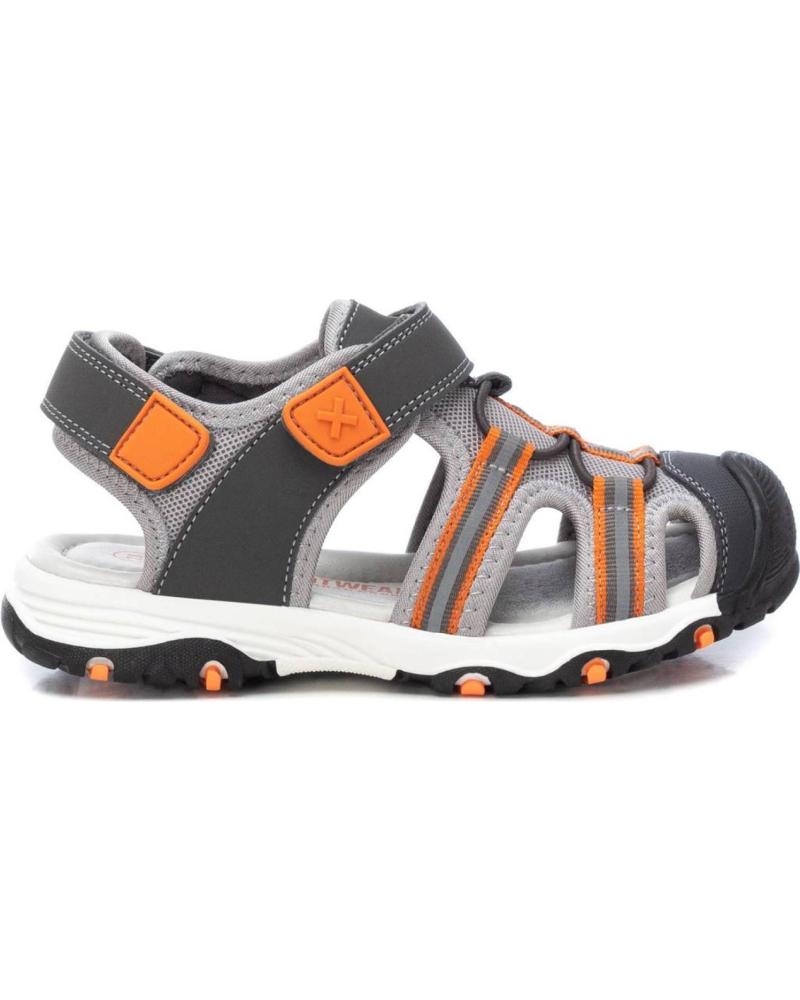 Sandalias-De-Niño-XTI-150673-GRIS