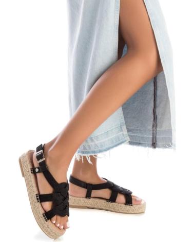 Sandalias-De-Mujer-XTI-142885-NEGRO