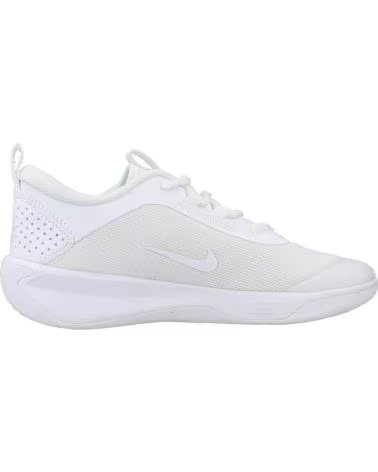 NIKE OMNI MULTI-COURT SCHUHE WEISS 100