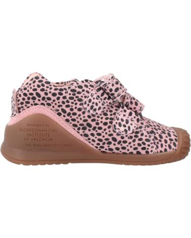Zapatos de Niña BIOMECANICS ZAPATOS NINA MODELO 221107B COLOR ROSA KISS