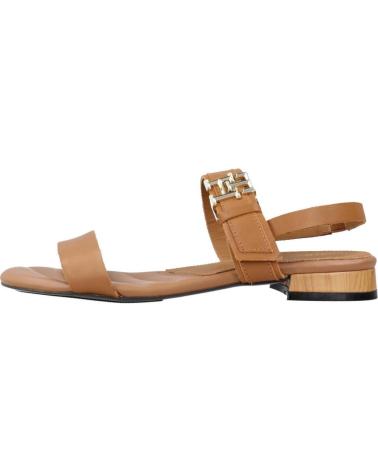 Sandali-De-Mujer-TOMMY-HILFIGER-SANDALIAS-MUJER-MODELO-HARDWARE-FLAT-SANDAL-COLOR-MARRON-GU9