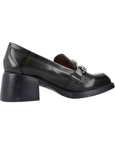 Zapatos de tacón de Mujer WONDERS MOCASINES MUJER MODELO REGATA COLOR VERDE IRATI