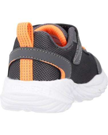 Sneaker für Junge SKECHERS ZAPATILLAS NINO MODELO 407308N COLOR GRIS CCOR