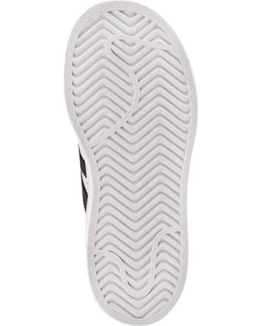 Esportes--De-Niña-ADIDAS-ZAPATILLAS-SNEAKERS-SUPERSTAR-PARA-NINOS-EN-COLOR-BLANCO